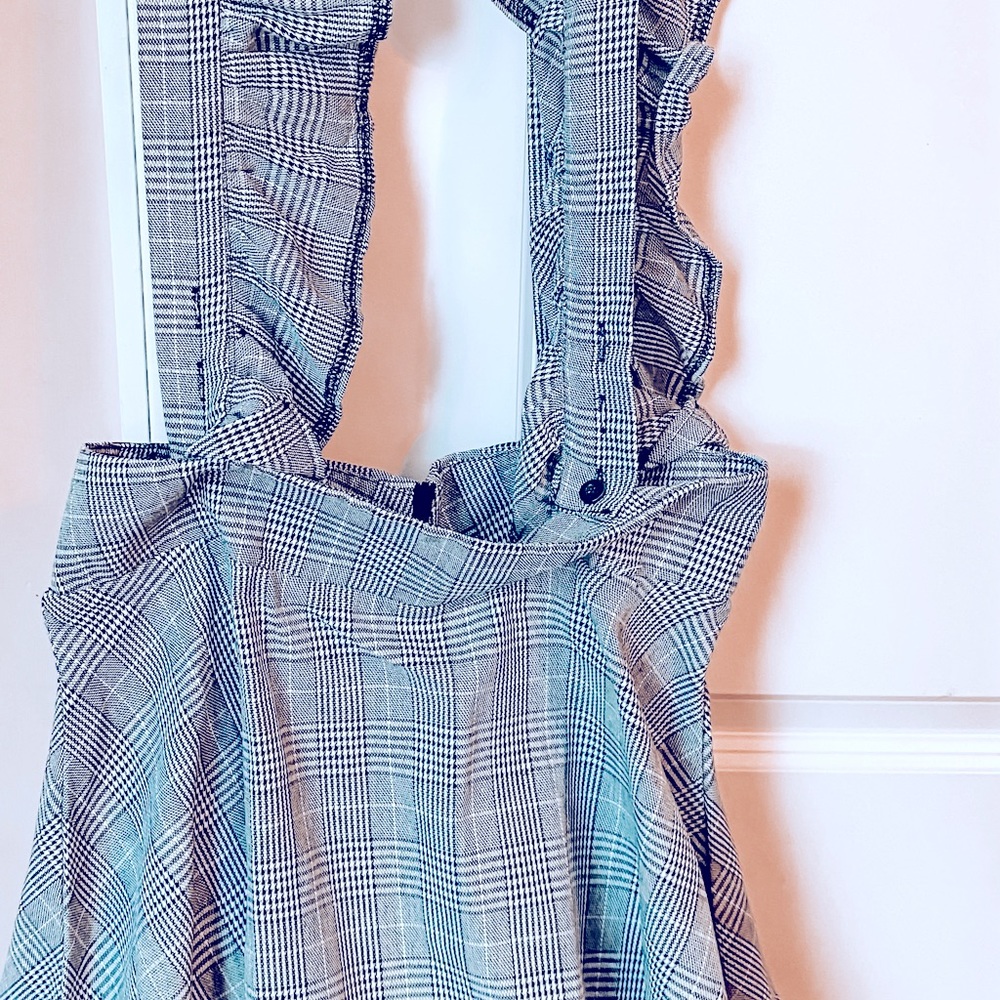 black patterned skirt